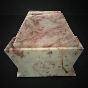 Conjunto de bases para copos em mármore rosa