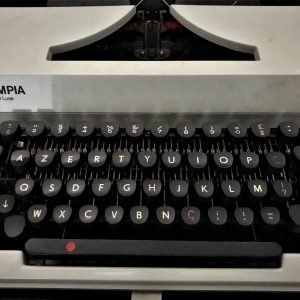 Máquina de escrever “Olympia” – Anos 80