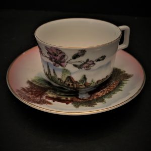 Chávena e pires porcelana Vista Alegre – 1922-1947